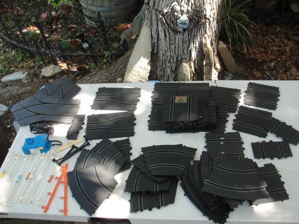 SLOT CAR vinatge set up ELDON track parts no cars vnt 1960 s era race 1