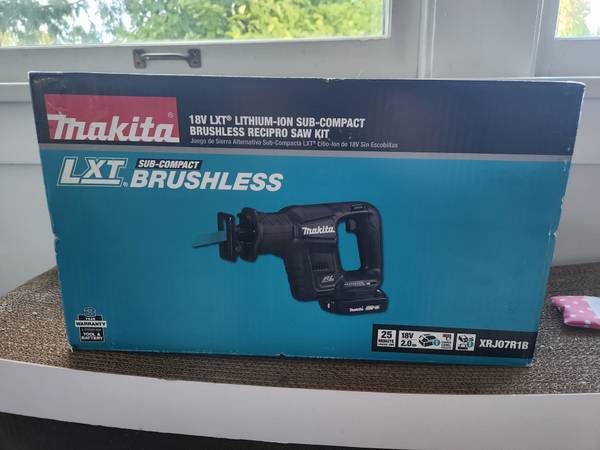 Makita LXT Sub-Compact Recipro Saw Kit 18v 1