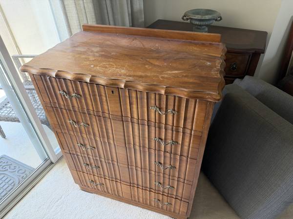 Antique Solid Wood 5‑Drawer Dresser – 1950s Zimbabwe – Great