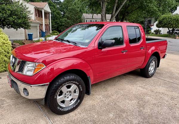 2008 Nissan Frontier SE Crew Cab - $9,950 (Burke)636166609519391229