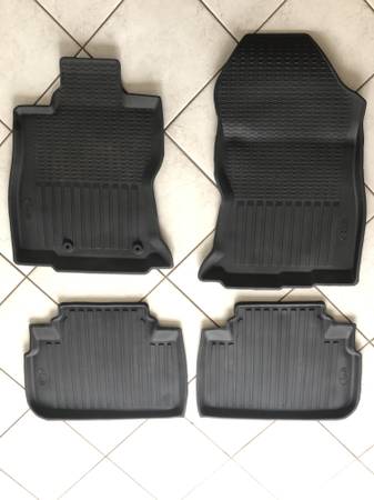 Genuine Subaru OEM Forester All Weather Floor Liners LIKE NEW 1