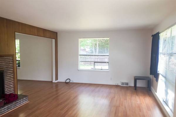 $4,000 / 4br - 2400ft2 - House for Rent (Wedgwood)63852482577027123