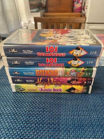 Vintage Black Diamond VHS Disney Tapes 1