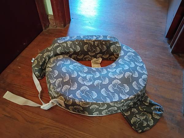 My breast friend nursing pillow 1