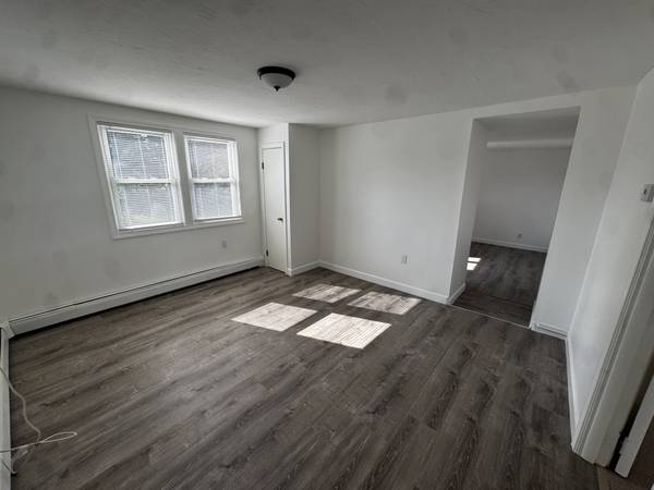 $2,999 / 3br - Quincy 3 Bed/1.5 Bath Apartment | Bates Ave63863244833537122