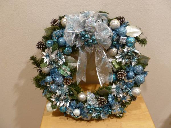 Beautiful Indoor Christmas Wreath 1