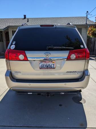 2009 Toyota Sienna Limited AWD - $9000 (santa cruz)63471116839169122