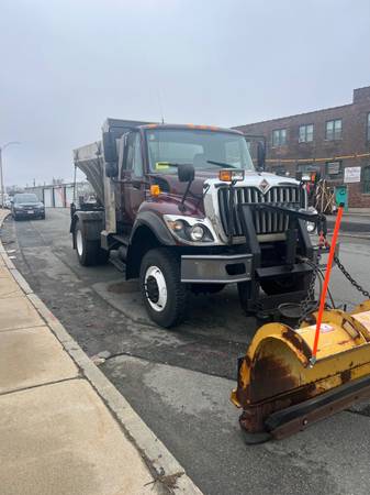 2009 International 7400 AWD Snow Fighter With Sander - $22,000 (Somerville)63470622188675121