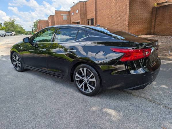 2017 Nissan Maxima SL 4dr Sedan - $13,000 (Stone Mountain)63621168625539123
