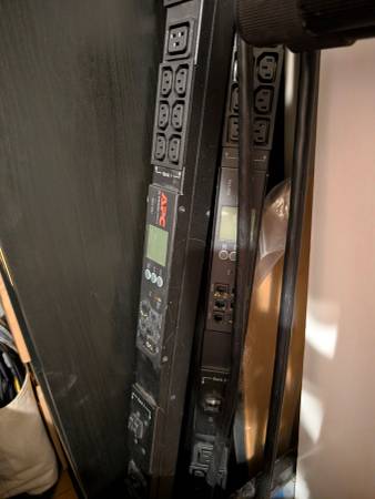 APC Rack PDU 1