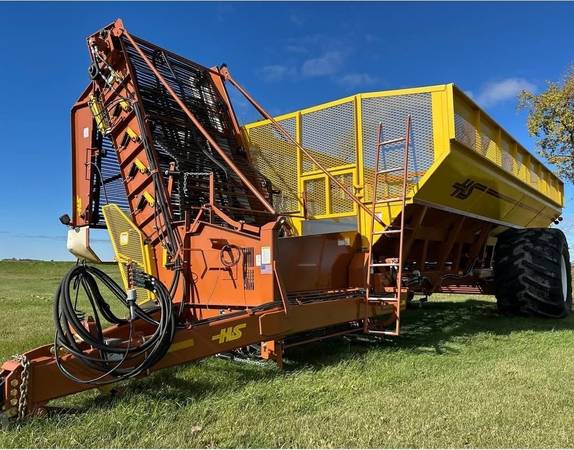 Wanted to buy or rent beet cart 1
