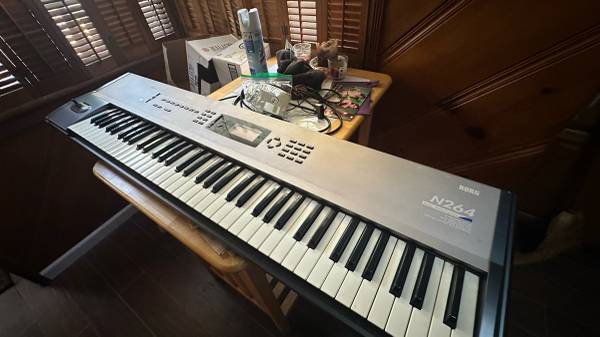 Korg N264 Sequencer/Workstation 1