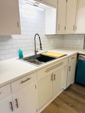$1,875 / 3br - Newely Renovated 3 bedroom House (Sheboygan)63813311827457120