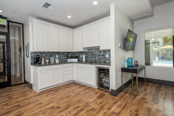 $2,365 / 2br - 1105ft2 - Aire acondicionado, Electrodomésticos de acero inoxidable, Parrilla para barbacoa, Balcón (fairfield / vacaville)63861100507139121