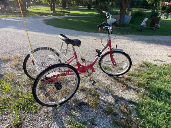 7 Speed Adult Tricycle - $345 (Gainesville)63443592474883122