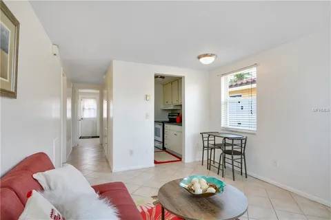 $2000.00 / 2br - 623ft2 - Beautiful 2 bed 1 bath63976137506306121