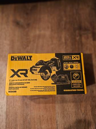 New Dewalt 20-Volt MAX XR Brushless Cut-off Tool (DCS438B) 1