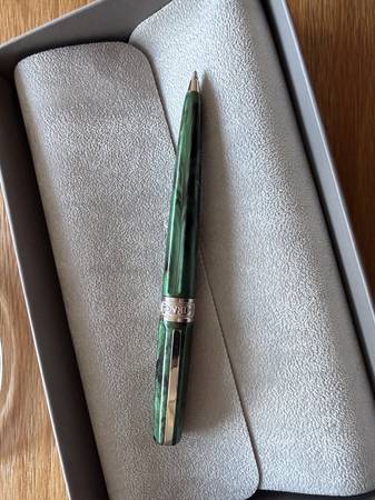 Visconti Mirage collection Emerald Ballpoint Pen, unused 1