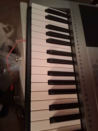 Yahama keyboard 1