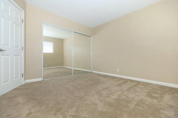 $2,930 / 2br - 975ft2 - A/C, Covered Parking, Cable Ready (alameda)64000589568385121