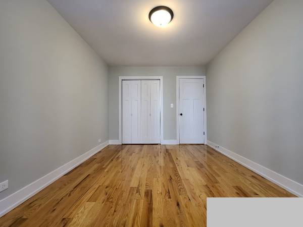 $2,445 / 2br - 2-bedroom re-let in Lakeview East - $2,445/mo - available 11/1! (Lakeview East)64041811934723122