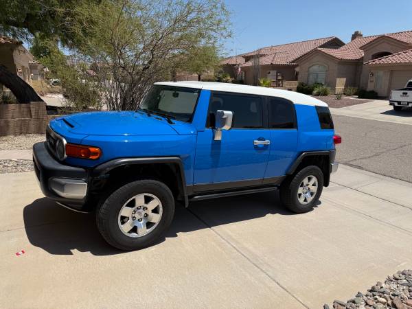 2007 Toyota FJ Cruiser - $10,00063470415157633121