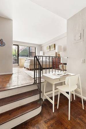 $2,100 / 533ft2 - Estudio grande disponible (Upper East Side)63874742482305122