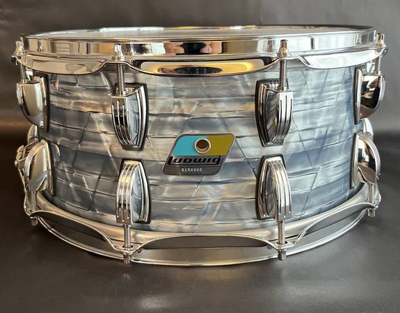 Ludwig Classic Maple snare drum 6.5x14 1