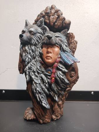 Native American Indian Chief Wolf Headdress Ceramic Statue Figurine... 1
