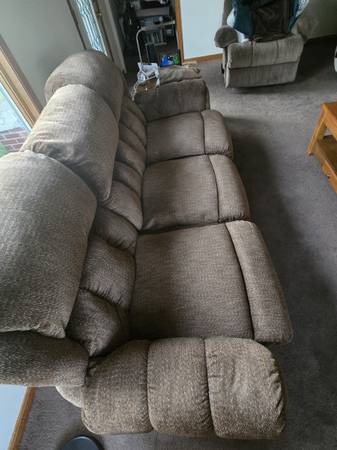 Reclining couch 1