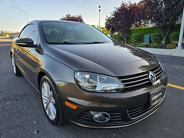 2012 Volkswagen Eos Komfort Hard Top Convertible 2D - $8991,00 (burlingame)63477537769219121