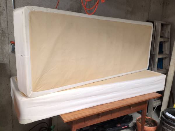 Split queen box frame 1