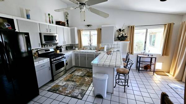 $800 HABITACIÓN AMUEBLADA, ubicación céntrica! (Las Vegas - Rainbow & Alta)63859613020547122