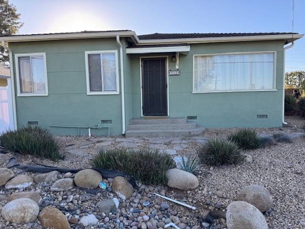$4500.00 / 4br - 1750ft2 - Charming 3/1 mainhouse and detached ADU for rent *do not disturb tenan63932991878146120