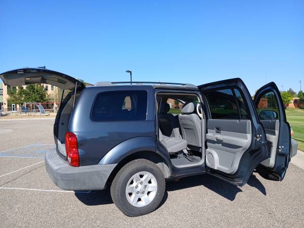 2008 dodge Durango 4x4 - $6,900 (Lakewood)63612141045633123