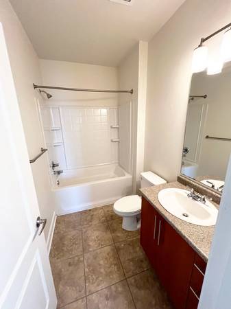 $2,005 / 3br - 1,339ft² - $2,005 / 3br - 1,339ft² - $2,005 / 3br - 1,339ft² - Clairmont at Perry (Raleigh)63164922639875124