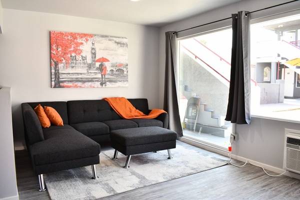 $999 / 1br - 570ft2 - Encimeras de granito, pagos en línea, 1 dormitorio (2320 Tam Dr, Las Vegas, NV)63859501533187120
