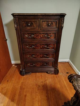 Solid Wood Luxury Chest of Drawers / Highboy Dresser – Like New 1