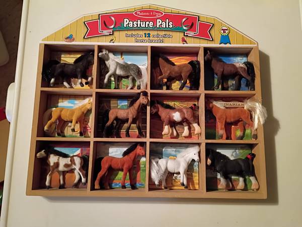 Pasture Pals collectible horse set 1
