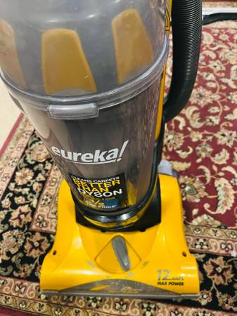 EurekaPowerSpeed Multi-Surface Upright Bagless Vacuum Cleaner 1