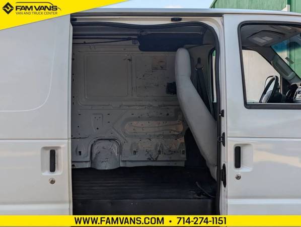 2013 Ford E-150 - Photo 9