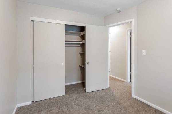 $1,225 / 2hab - 900ft2 - 2 Dormitorios cerca del lago McCarrons! (Roseville)63868698907905124