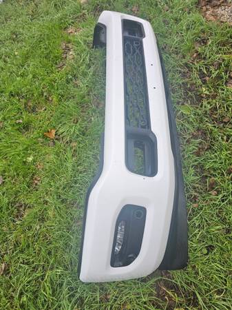 (READ AD) 2019 - 2025 Dodge Ram 2500 3500 OEM Front & Rear Bumpers – Factory W 1