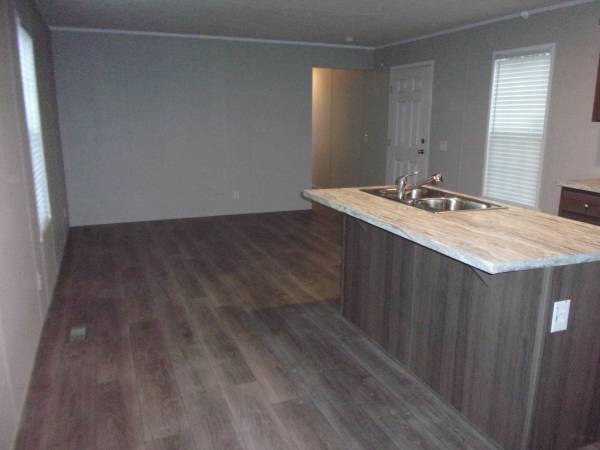 $75,400 / 3br - 112ft2 - GUN RIVER EAST #165 - 2024 CHAMPION / REDMAN ADVANTAGE II - 3 DORMITORIOS (Plainwell)64151605745410123