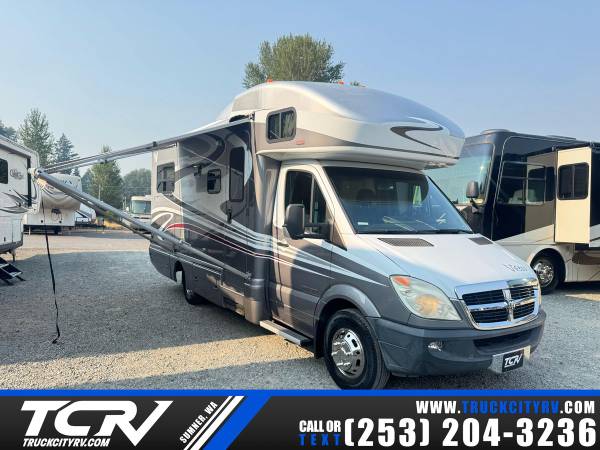 2008 Winnebago View 1
