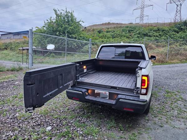 2019 Honda Ridgline RTL-T - $28,500 (Monroe)63441435922691124