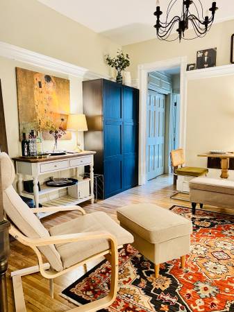 $1,860 Furnished Private Room Available | 2 Bed 1 Bath Condo | Uptown Hoboken (Hoboken)64033635490819123