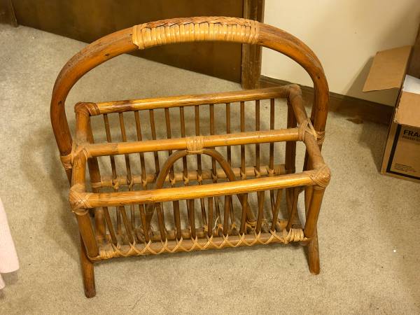 magazine rack 1