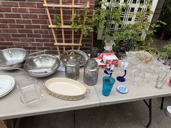 Yard sale photo