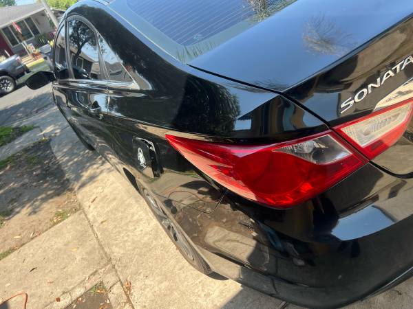 Hyundai Sonata - $1,100 (Lakewood)63470893115651124